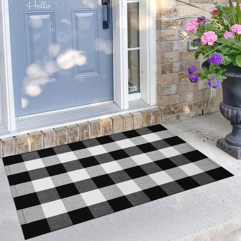 KILOCOCO Buffalo Plaid Checkered Rug - Door Mat Outdoor, Black and White Outdoor, Cotton Washable Front Door Rug Layered Doormats for Front Porch/Farmhouse/Entryway, 27.5x43 Inches - Image 1